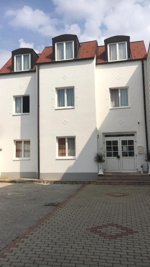 Pension Claudia Vösendorf Exterior foto